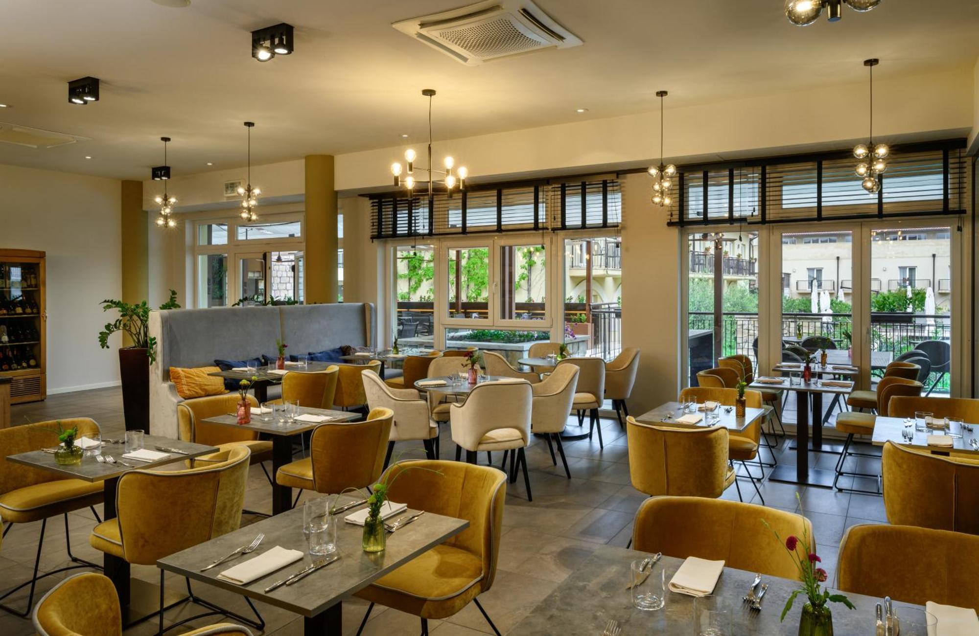 Leonardo Hotel Lago Di Garda - Wellness And Spa Λατζίζε Εξωτερικό φωτογραφία