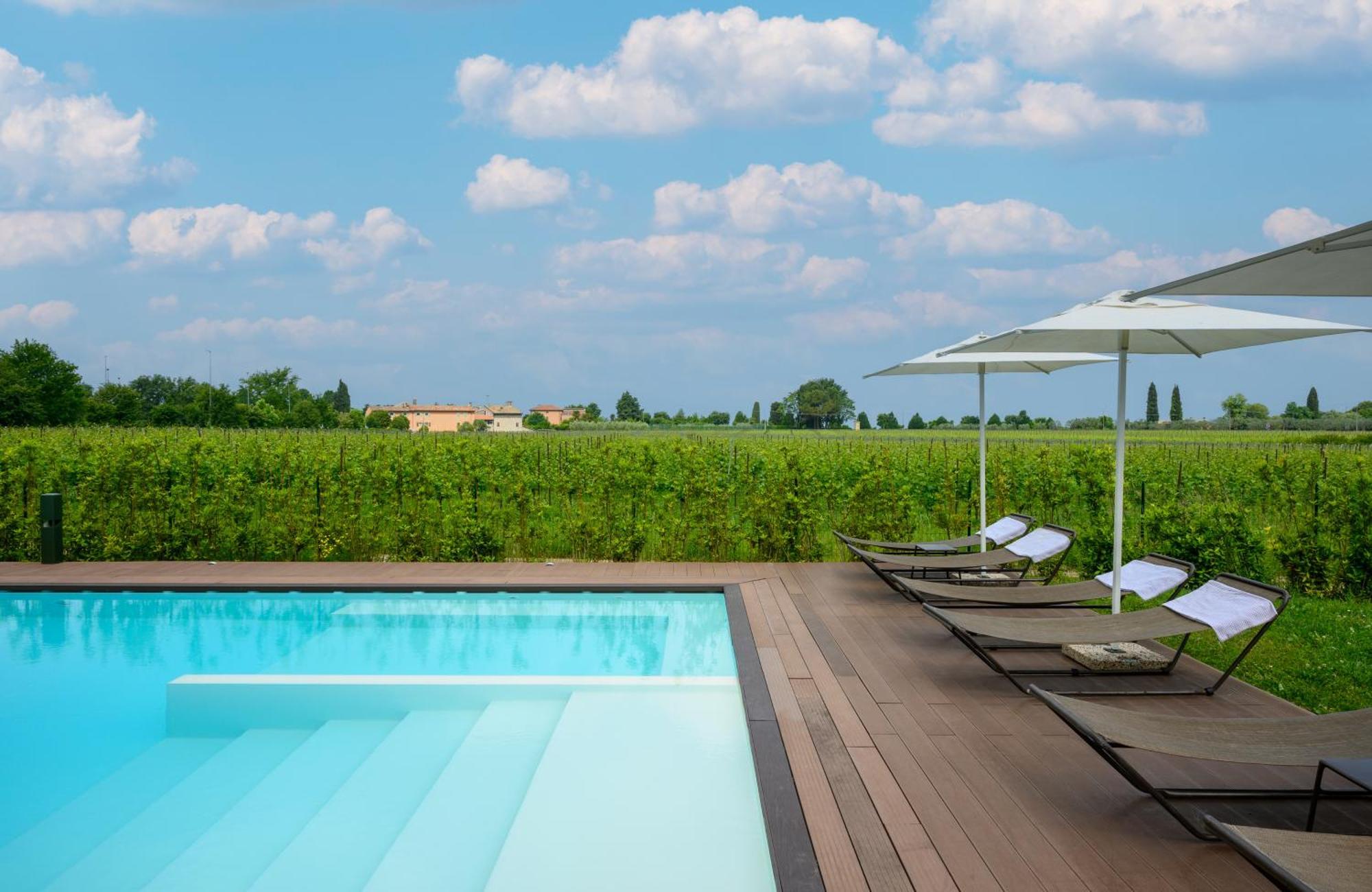 Leonardo Hotel Lago Di Garda - Wellness And Spa Λατζίζε Εξωτερικό φωτογραφία
