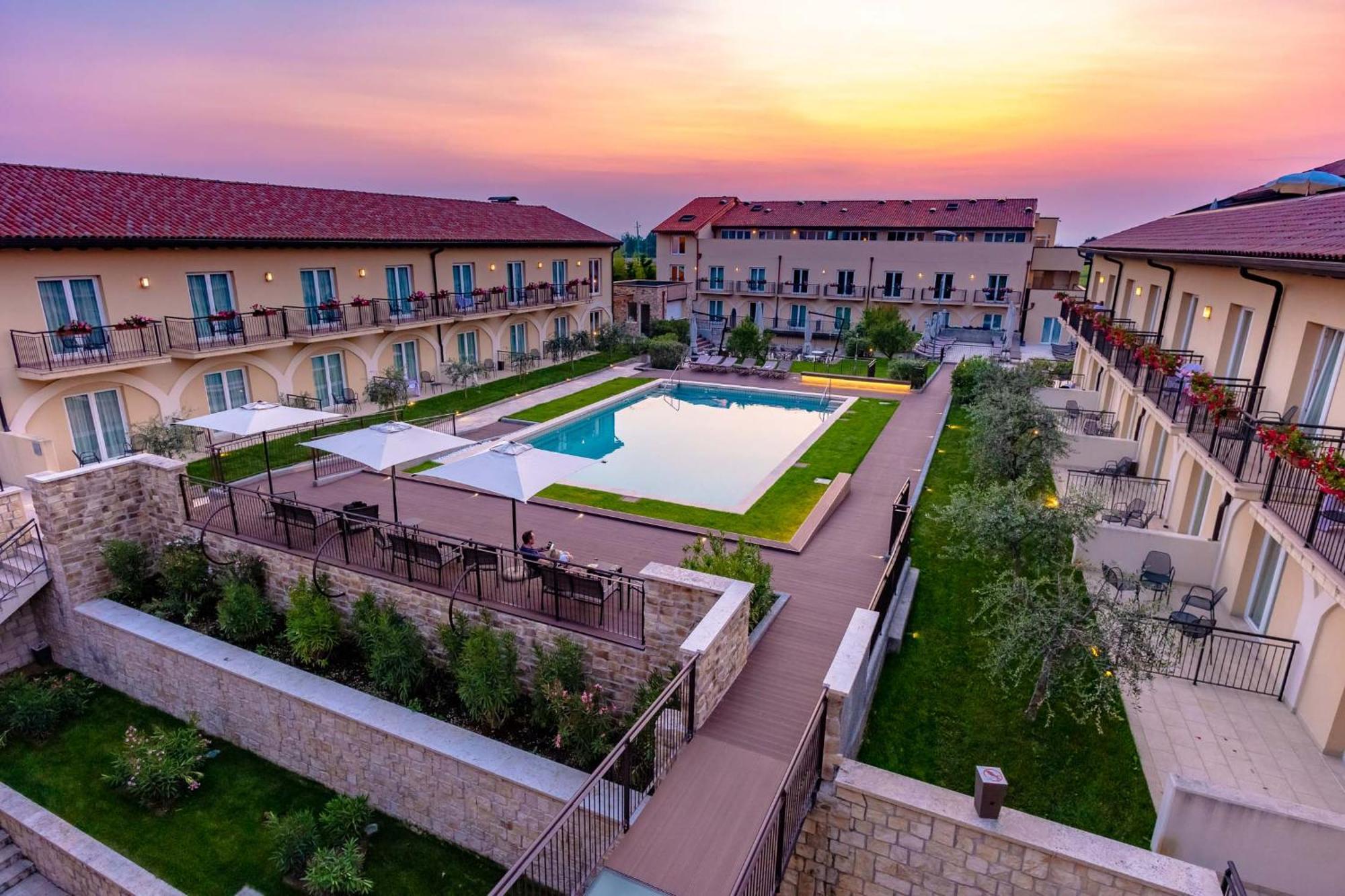 Leonardo Hotel Lago Di Garda - Wellness And Spa Λατζίζε Εξωτερικό φωτογραφία